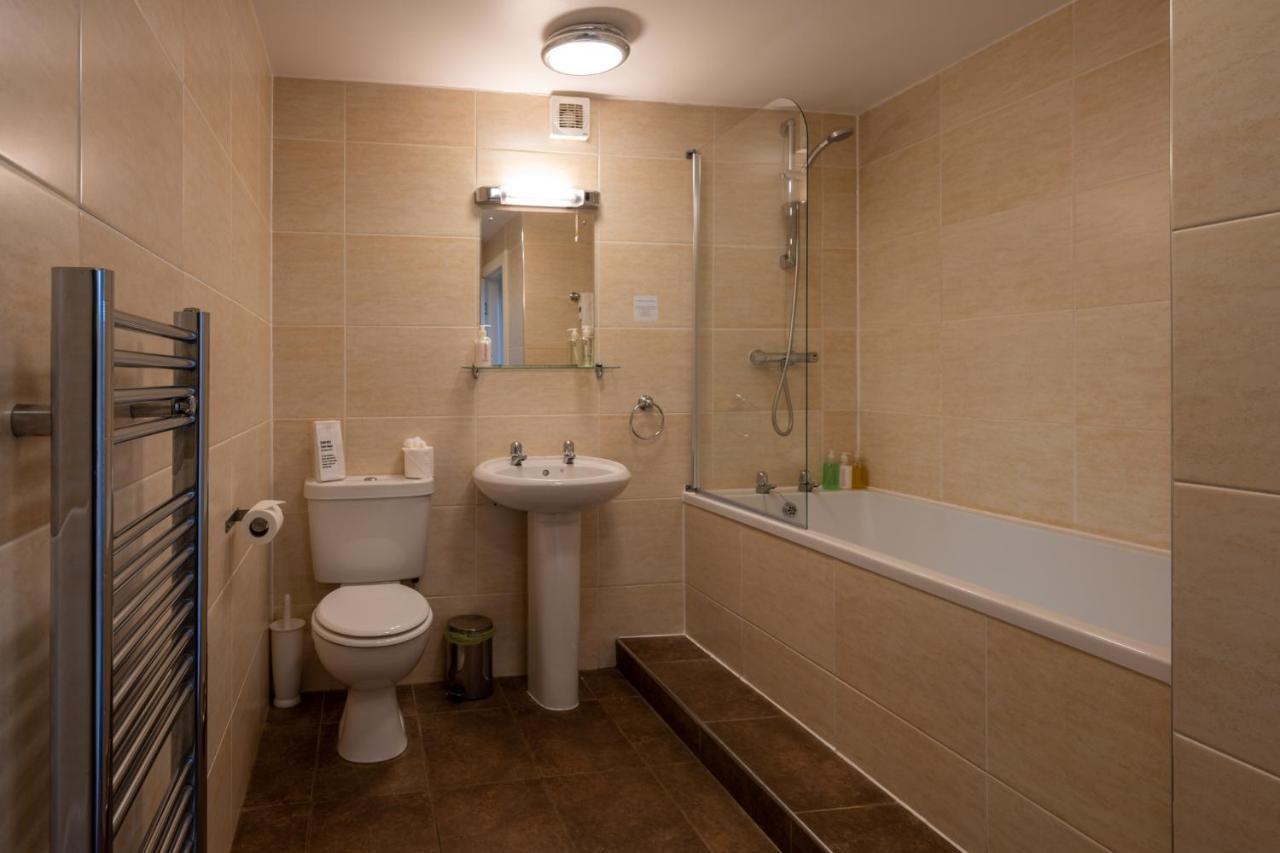 The Bank Hotel Anstruther Bagian luar foto