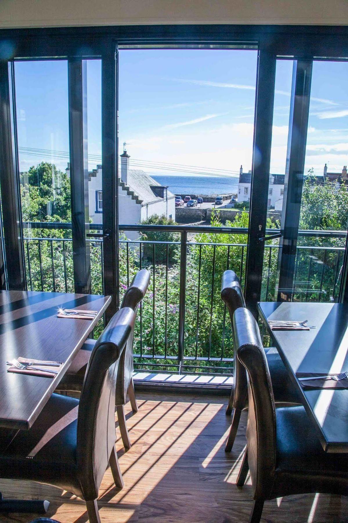 The Bank Hotel Anstruther Bagian luar foto