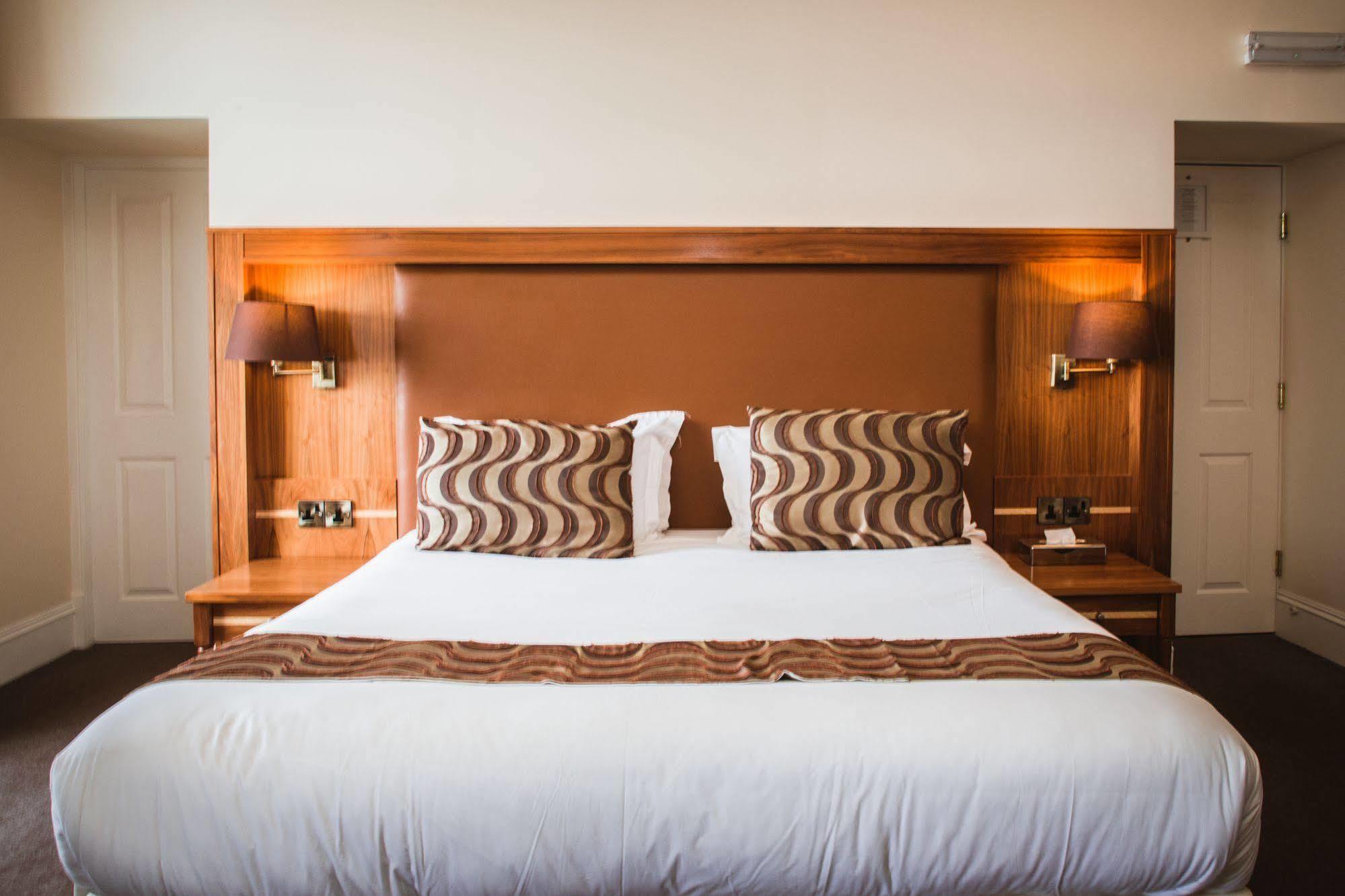 The Bank Hotel Anstruther Bagian luar foto